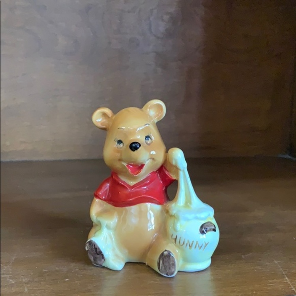 Vintage Walt Disney’s Winnie the Pooh 🍯 cer…